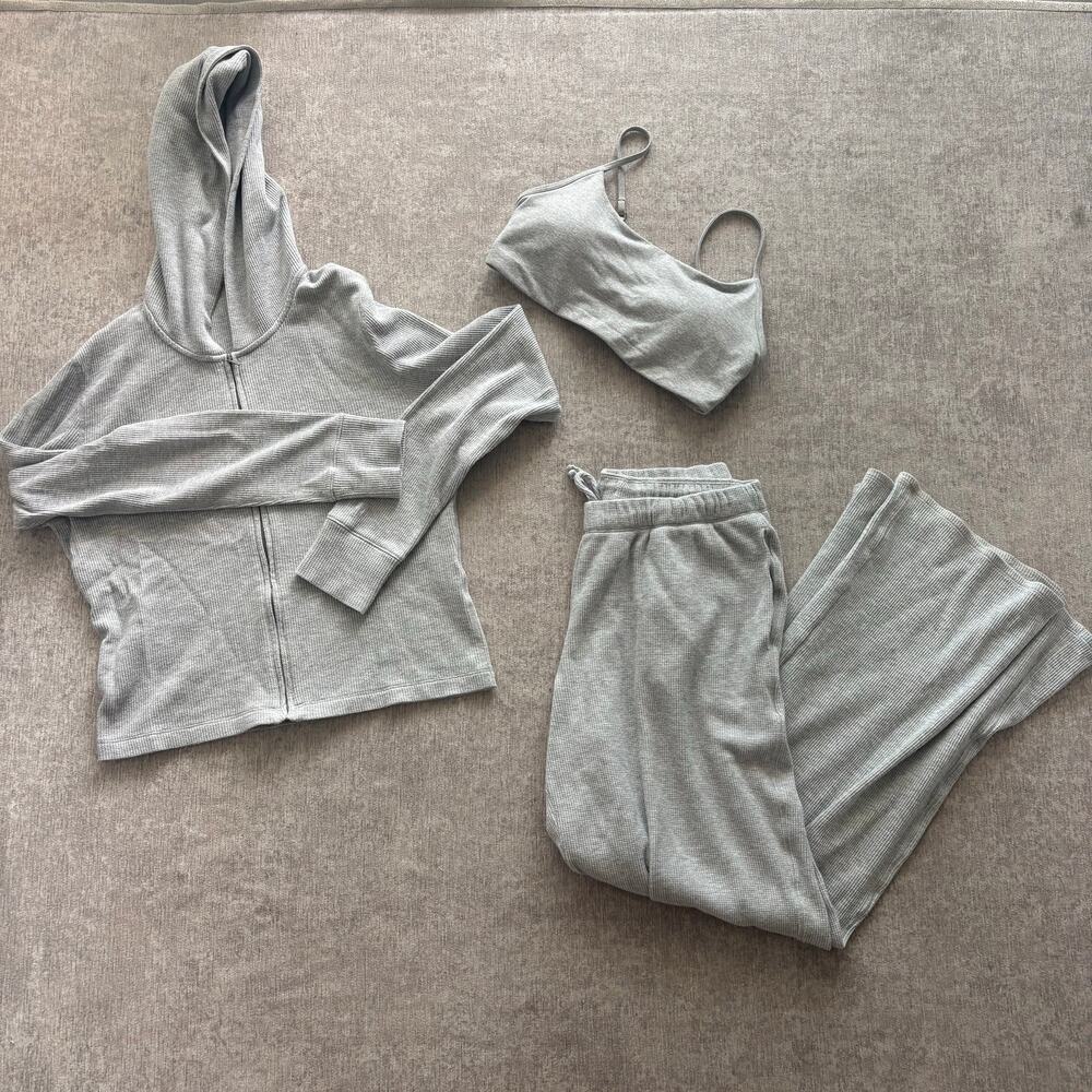 Vuori Grey Waffle Lounge Set